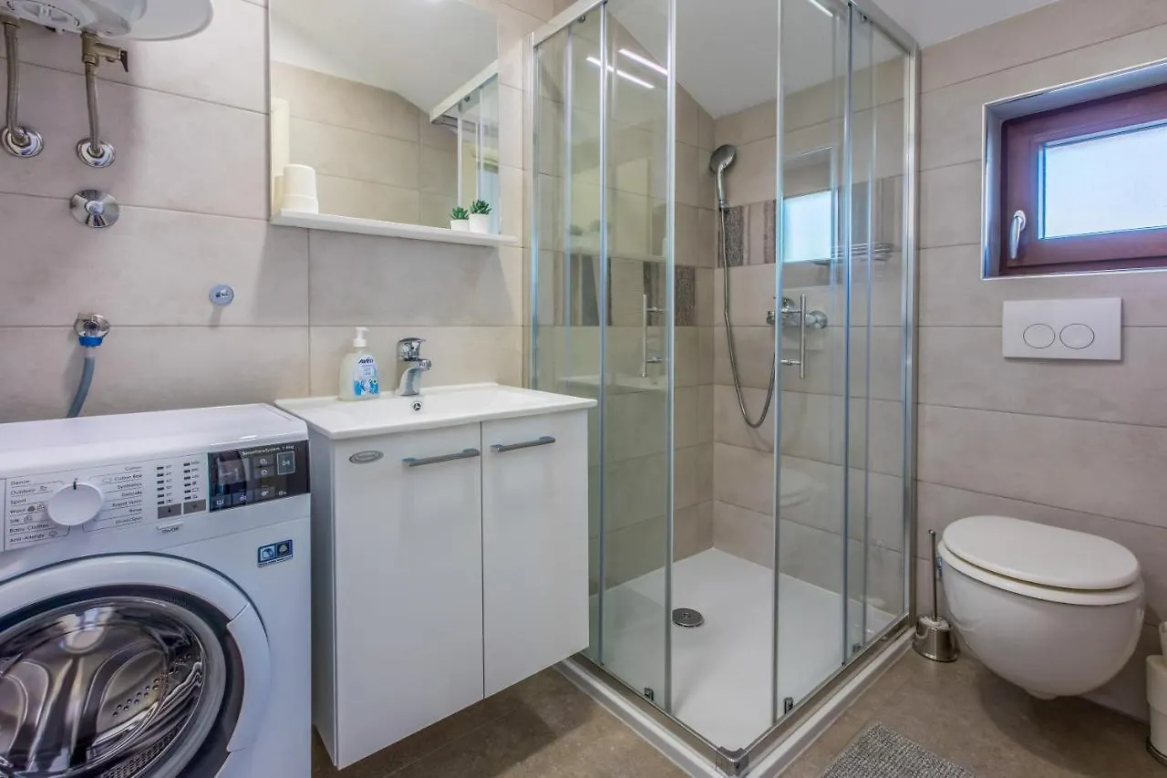 Anton 1 Apartment Crikvenica
